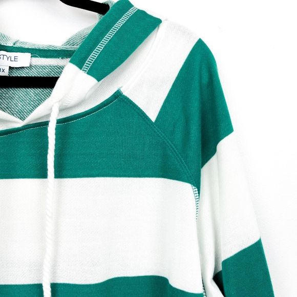 myStyle Long Sleeve White & Green Striped Hoodie - Picture 4 of 11